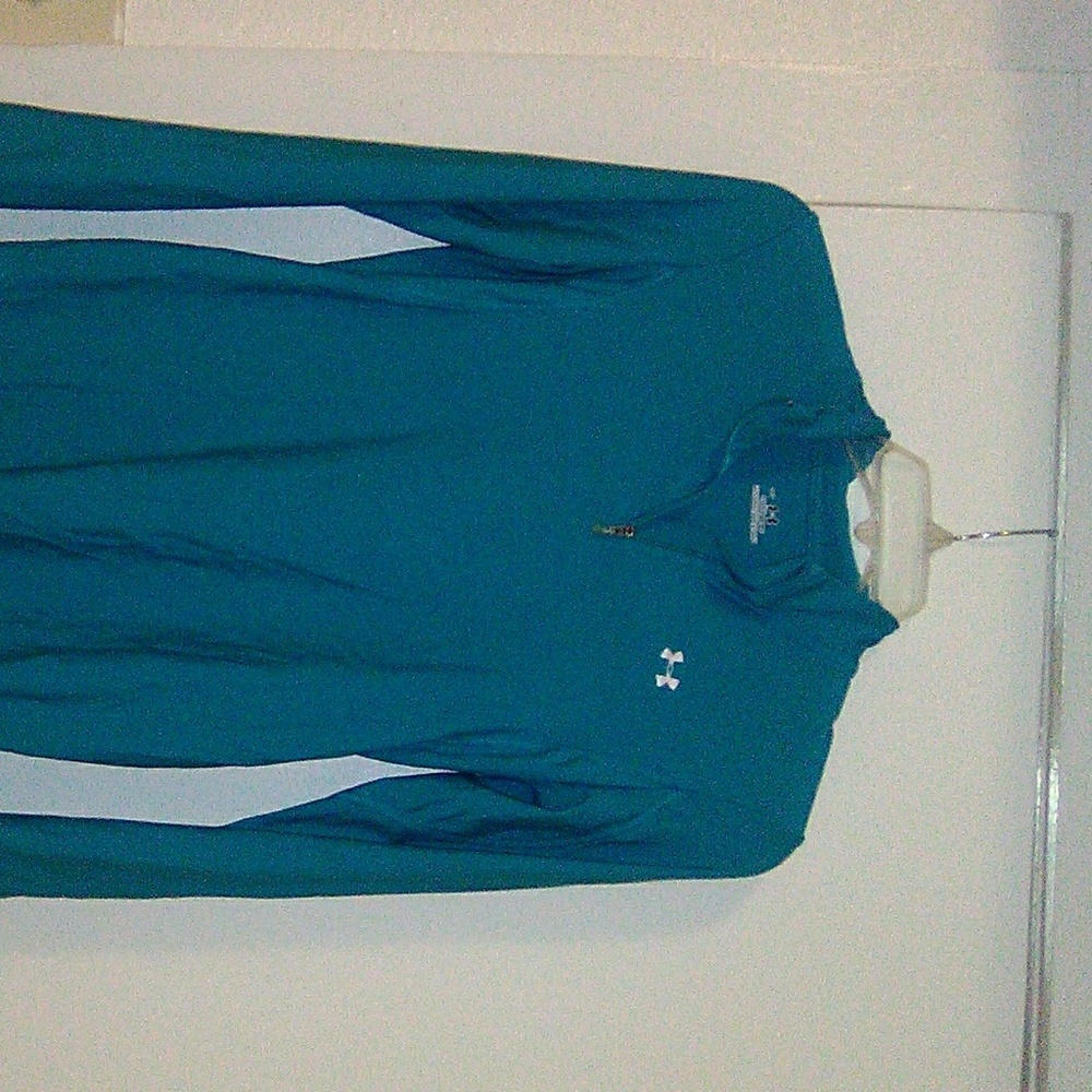 Under armour pullover